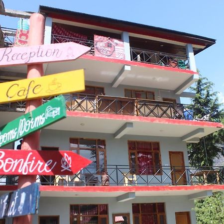 Red House Cafe And Inn Manāli Εξωτερικό φωτογραφία